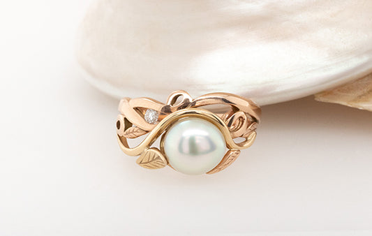 Natural Akoya Pearl Vine Ring with Diamond