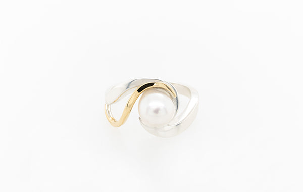 Pearl Swirl Two-Tone Ring