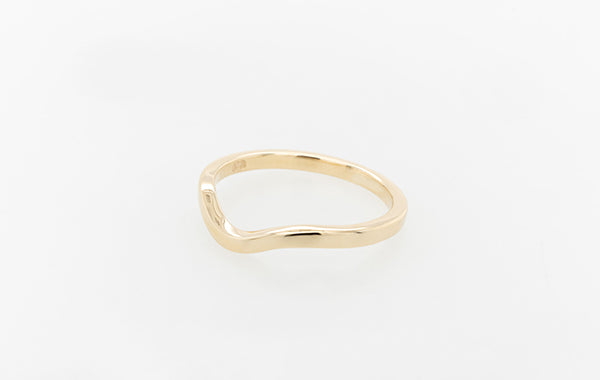 Gold Plain Curved Ring