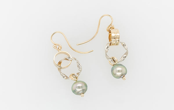 Pearl Embossed Twist Earrings