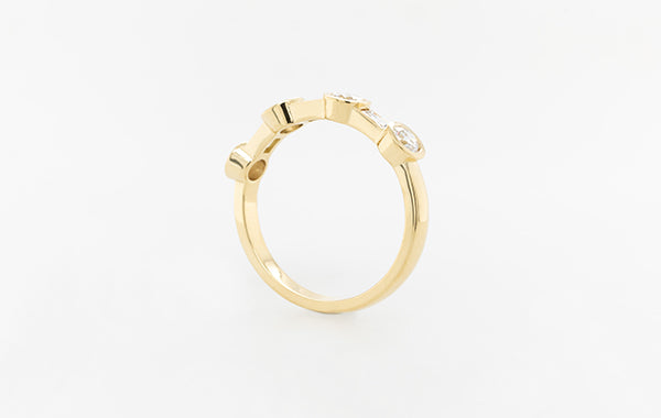 Wedding Ring Round and Baguette