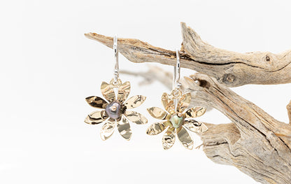 Everlasting Flower Keshi Drop Earrings