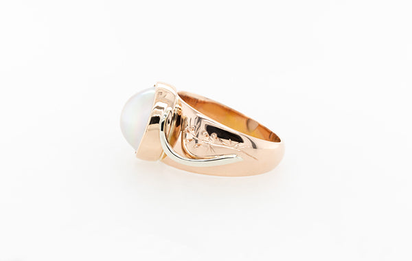 Mabe Pearl Hand Engraved Floral Ring