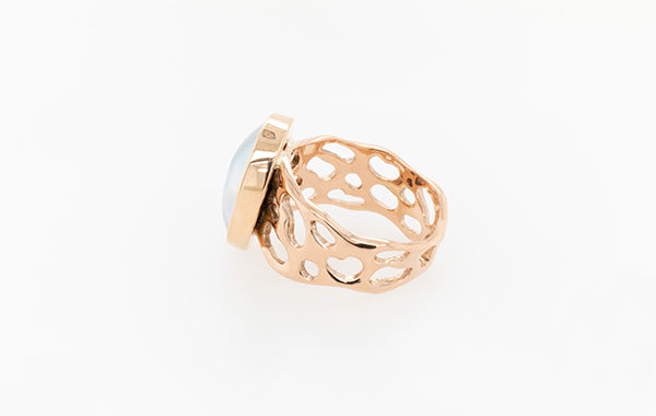 Mabe Oval & Coral Ring