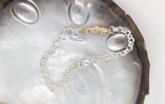 Pearl & Seahorse Belcher Two-Tone Bracelet