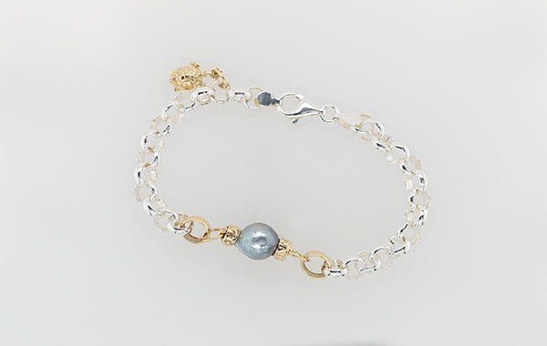 Pearl & Turtle Two-Tone Bracelet