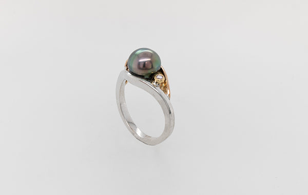 Pearl & 6PP Diamond Ring