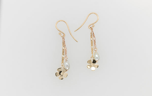 Geraldton Wax Keshi Drop Earrings