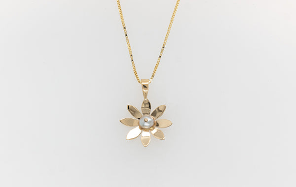 Flannel Flower Keshi Pendant