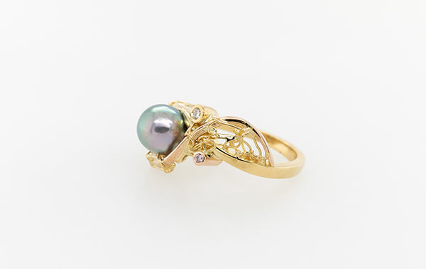 Pink, Champagne & Whatie Diamond & Pearl French knitted Ring