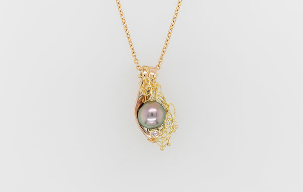 French Knitted Pearl & Pink Diamond Pendant