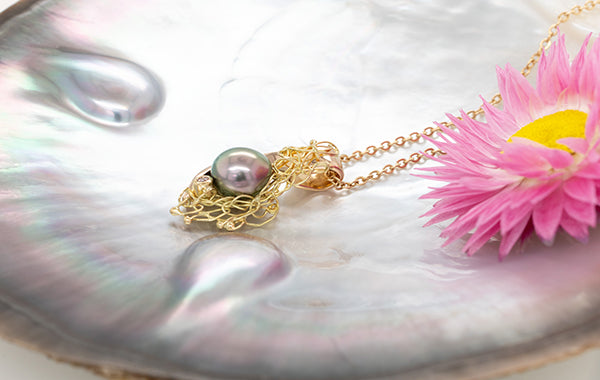 French Knitted Pearl & Pink Diamond Pendant