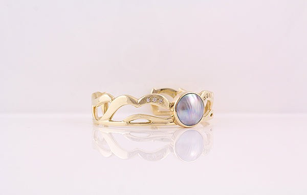 Mabe Pearl Cuff with Diamonds