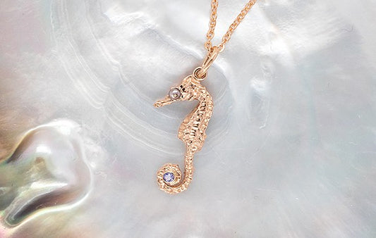 Seahorse Pendant (Sml) with Tanzanite & Keshi